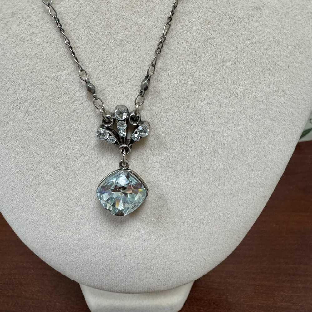 Anna Koplik design Elegant Silver tone Necklace with topaz Blue Gemstone - Picture 3 of 4